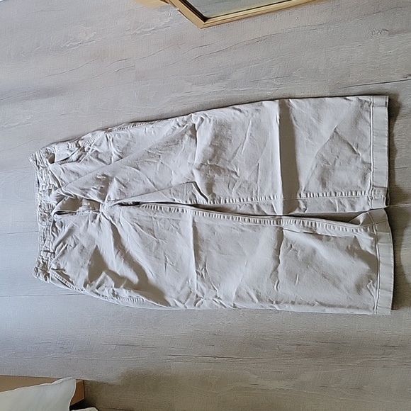 Gap khaki pants size 4 - Picture 6 of 9